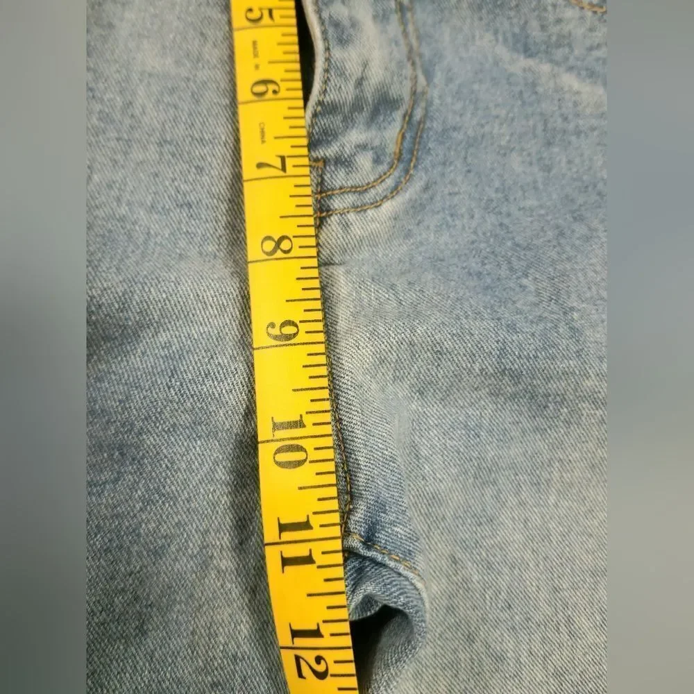 Pretty Little Thing High Waist Straight Leg Jeans